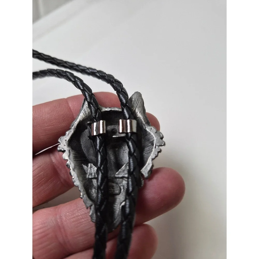 Western Express Wolf Head Bolo Tie Black Braided Cord Pewter Tone BT-375 USA